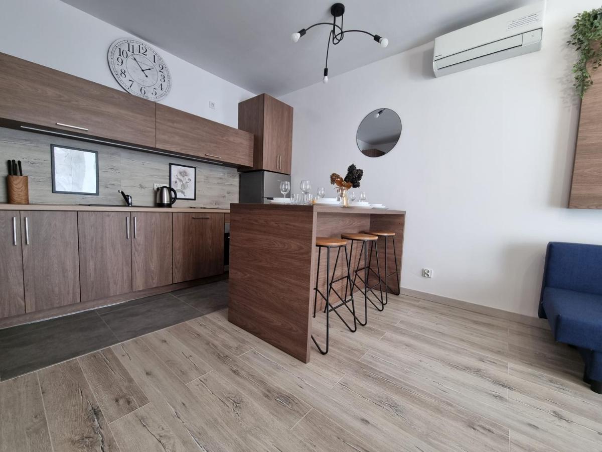 Q Enter-dwa Pokoje, Manufaktura, Garaz Gratis, Tv Max, Fv Gwarancja Zadowolenia Apartment